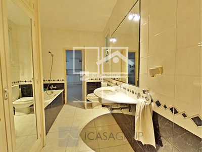 Local en Calle Mallorca     Principal, Barcelona Barcelona