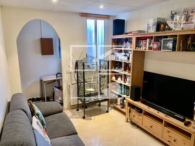 Local en Passeig de la Salut, Badalona Barcelona