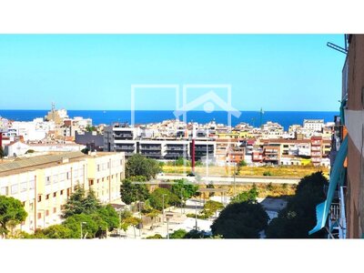 Local en Coll i Pujol, Badalona Barcelona