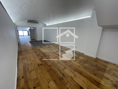 Local en Calle Font Vella    bajos, Terrassa Barcelona