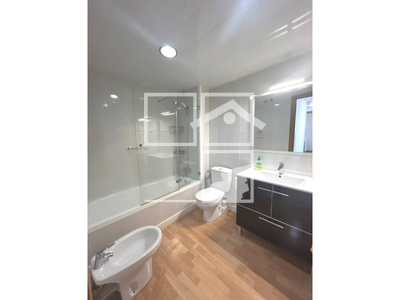 Inmueble en Calle Nou Cases   B 2º, Barcelona