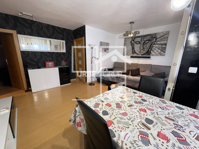 Inmueble en Calle Pere Sanfeliu    1º , Barcelona