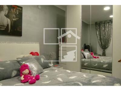 Inmueble en RAMON MUNTANER, Barcelona